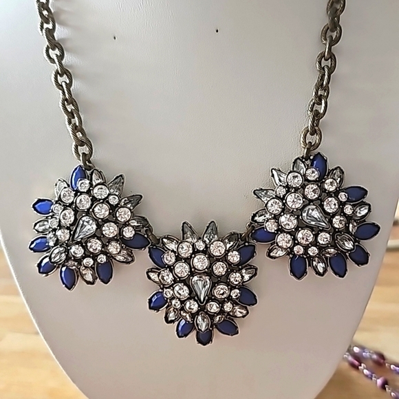 Vintage Loft Statement Necklace in Bronze Tone and Blue/Clear Crystals - Picture 3 of 5